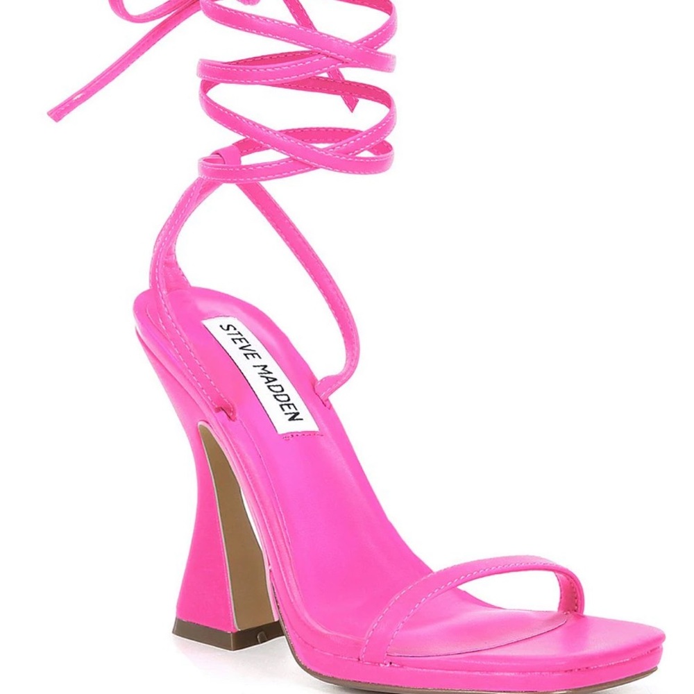 Steve Madden Strappy heels